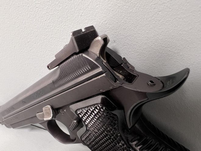 SIG 210-5 kal.9x19 /MKB-009/ - obrazek 11