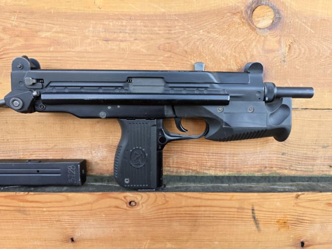 Pistolet Glauberyt PM-98, KAL. 9x19 - 2004 - FB Radom /MKB-035/