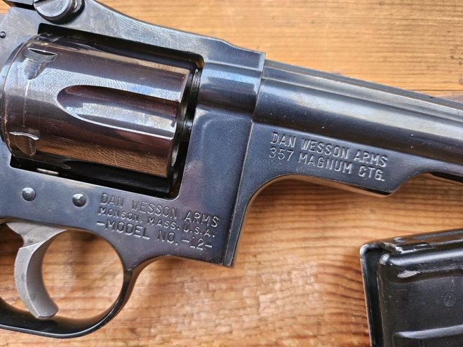 Rewolwer Dan Wesson M12 kal. 357 Mag Lufa 6 cali /MKB-042/ - obrazek 2