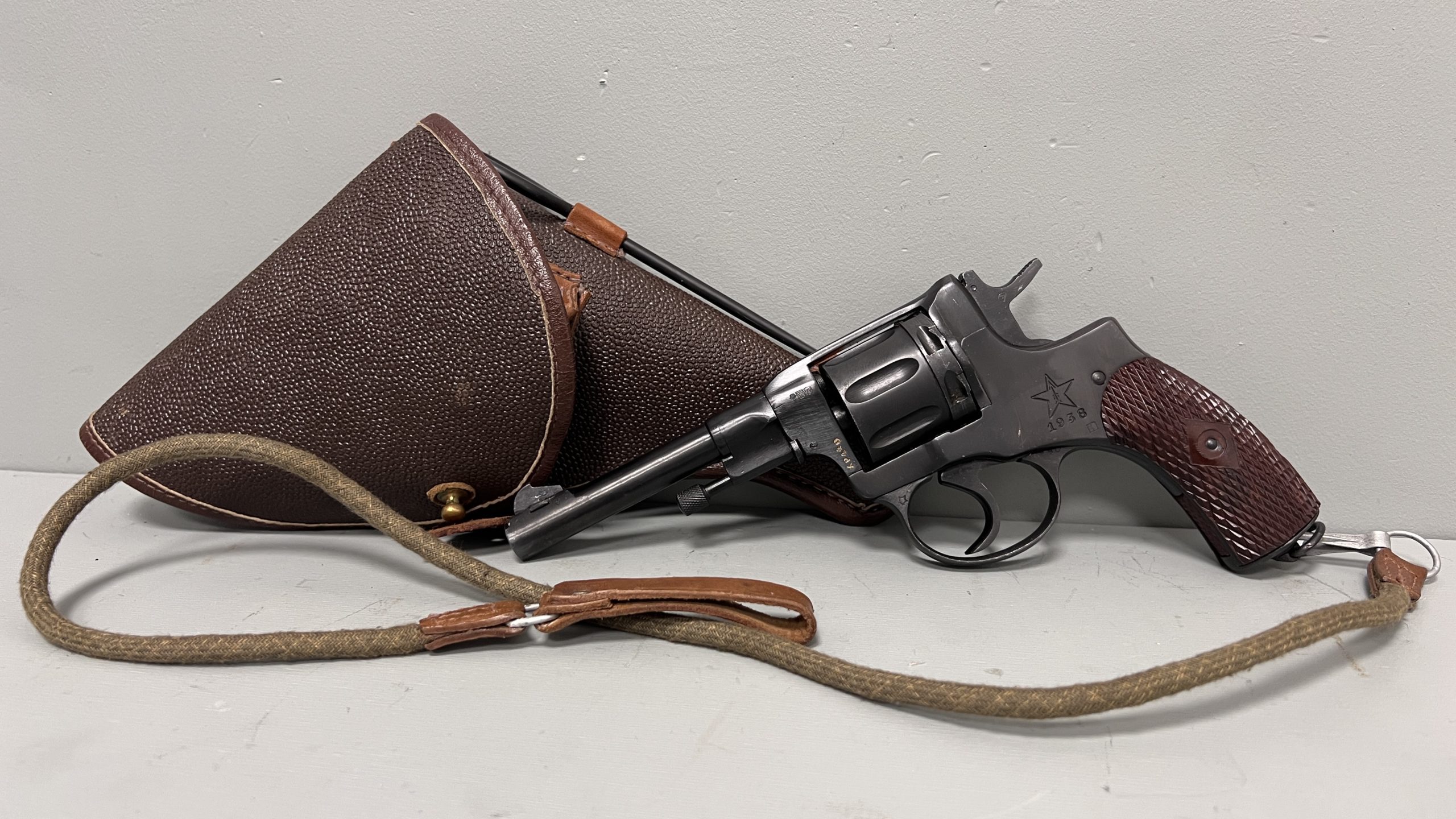 Rewolwer Nagant wz. 1895 – Tula, 1938 r., /MKB-104/ - obrazek 2