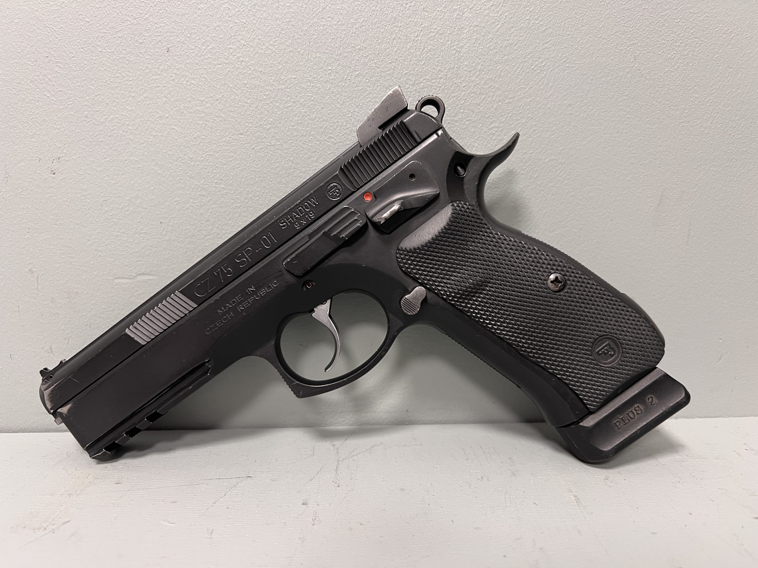 CZ 75 SP-01 SHADOW 9x19 mm – Stan BDB, Walizka, 2 Magazynki Plus 2!/MKB-129/ - obrazek 3