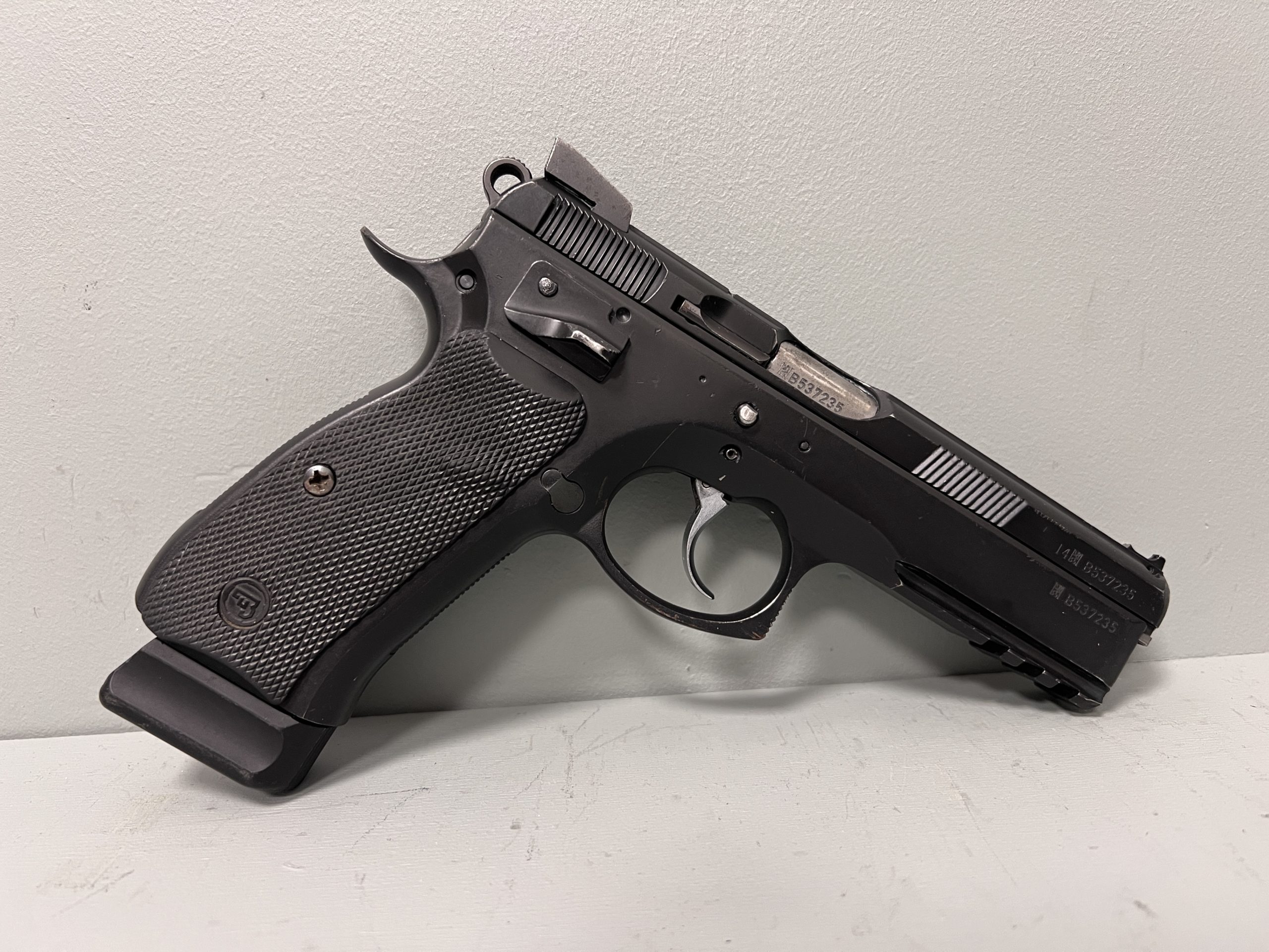 CZ 75 SP-01 SHADOW 9x19 mm – Stan BDB, Walizka, 2 Magazynki Plus 2!/MKB-129/ - obrazek 6