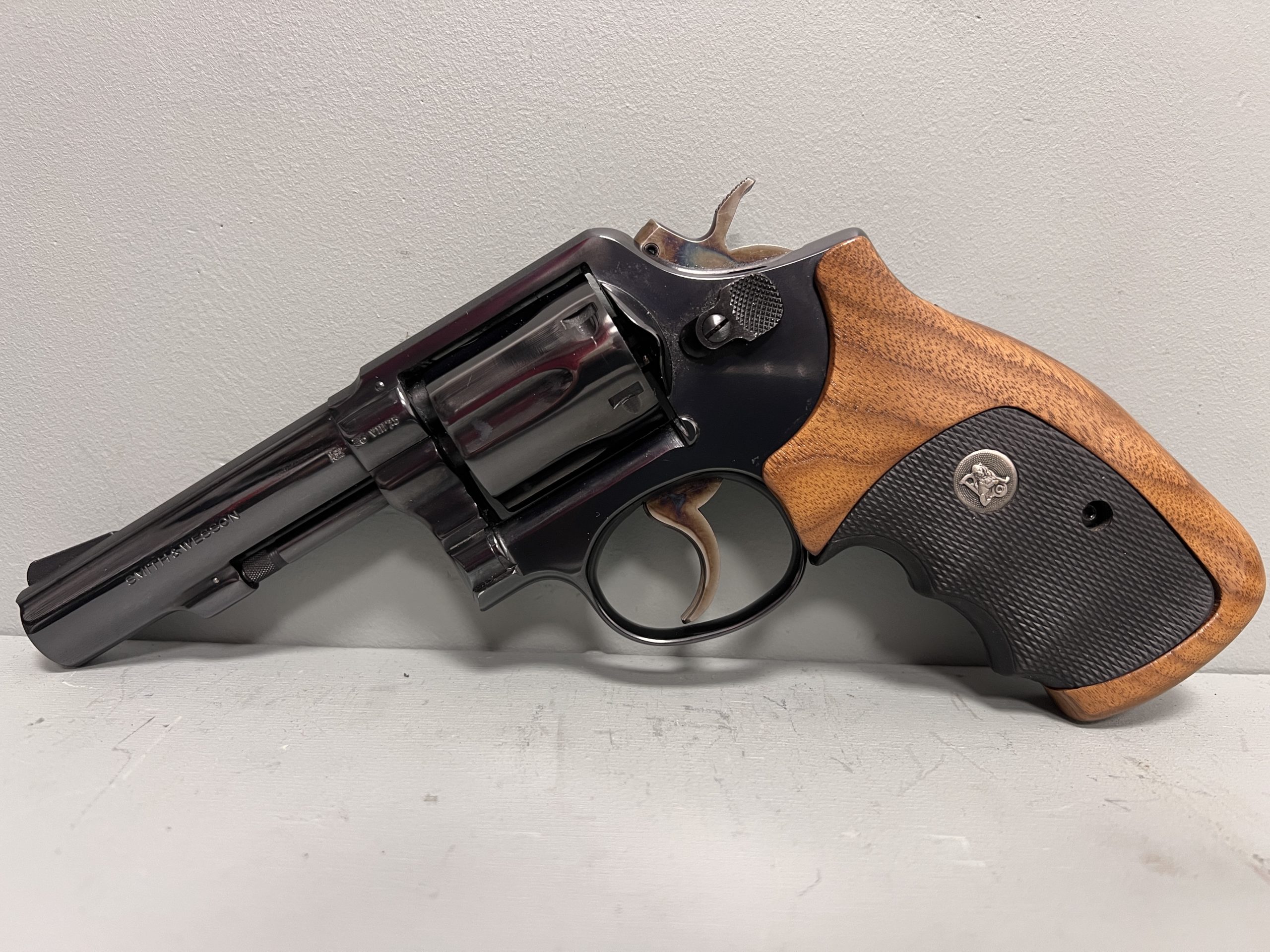 Rewolwer Smith & Wesson Model 10-6 .38 Spec (1975 r.) – PIĘKNY STAN, /MKB-136/ - obrazek 2